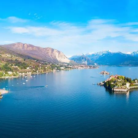 Appartement Elegant Panorama View With Pool - Happy Stresa
